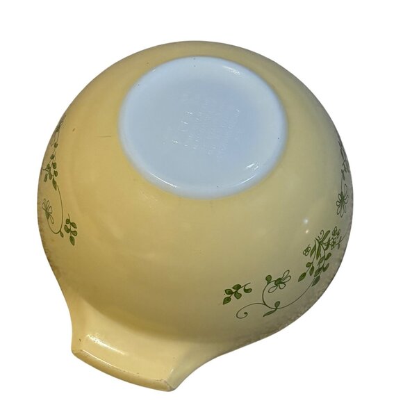 Vintage Pyrex Shenandoah Yellow Floral Cinderella Nesting Mixing Bowls Set Of 4 - Picture 6 of 12